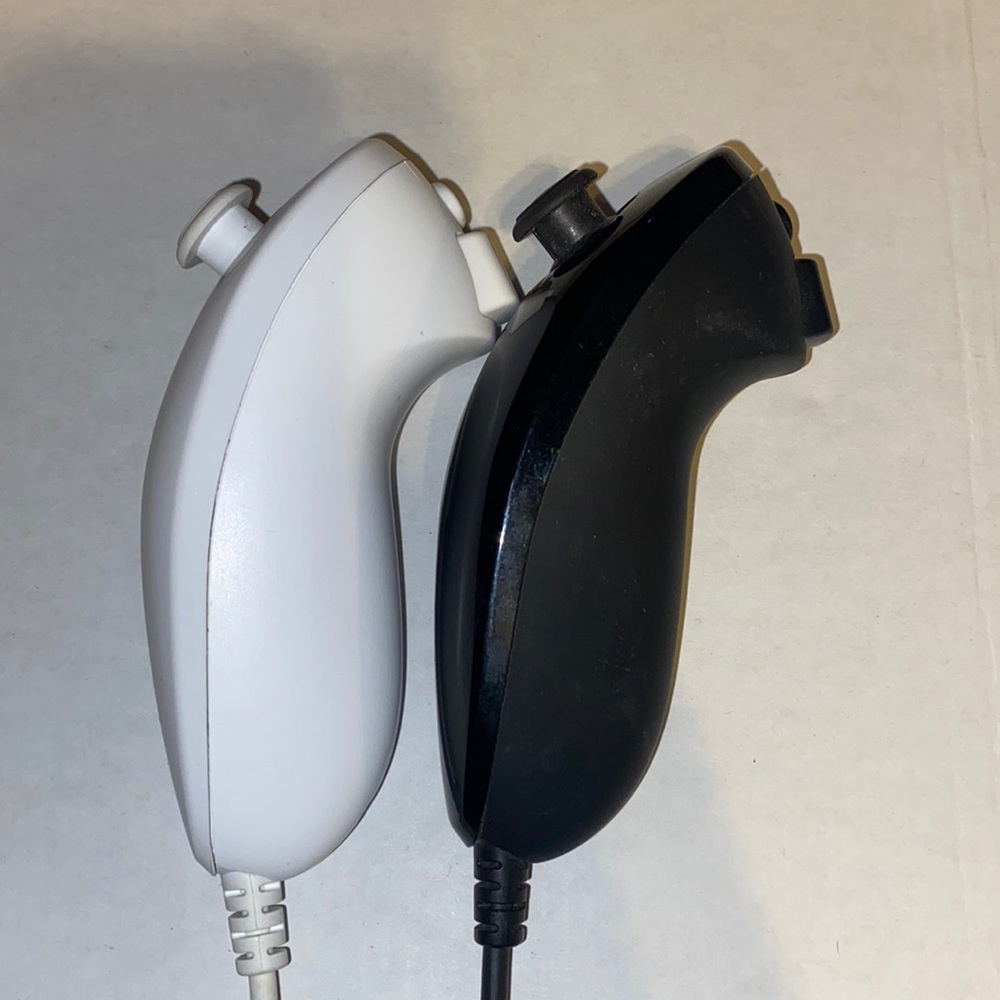 Wii controllers